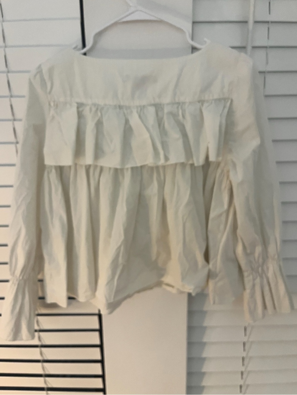 Banana Republic Ruffle Top - Picture 2 of 4